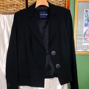VEUC Wms Sz 10 Magaschoni Black Crepe Blazer